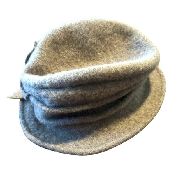 Womens Beige Wool Cloche Bucket Hat With Bow Accent - Picture 5 of 5